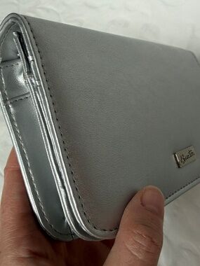 Buxton Metallic Silver Organizer Wallet Crossbody / Clutch